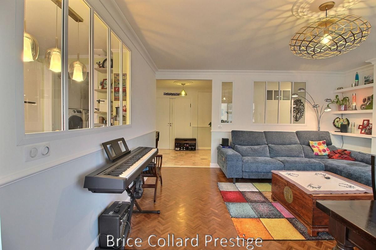 VERSAILLES 78000 VERSAILLES Appartement T5 4 chambres, balcon, parking double 2