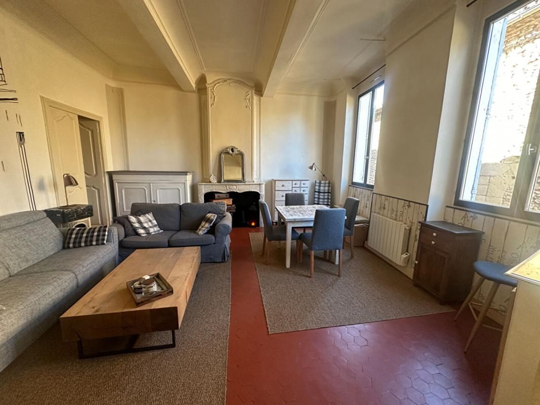 GRANS Grand T3 centre ville Grans 3