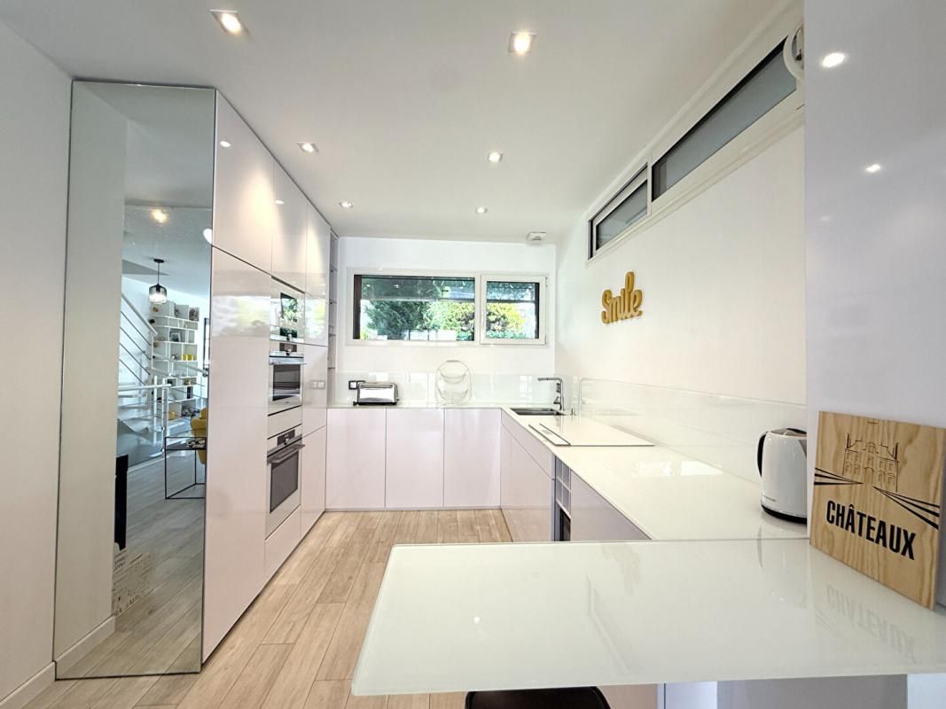 LA BAULE-ESCOUBLAC Maison contemporaine d'exception, emplacement premium, vendue meublée, à pied de la Place du marché et des commerces, 5 chambres LA BAULE 3