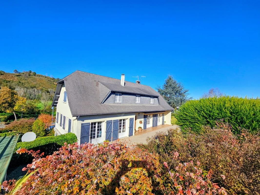 ARAMITS Maison Familiale ? Investissement Locatif ? Gîte & Spa Aramits 7 pièce(s) 187 m2 1