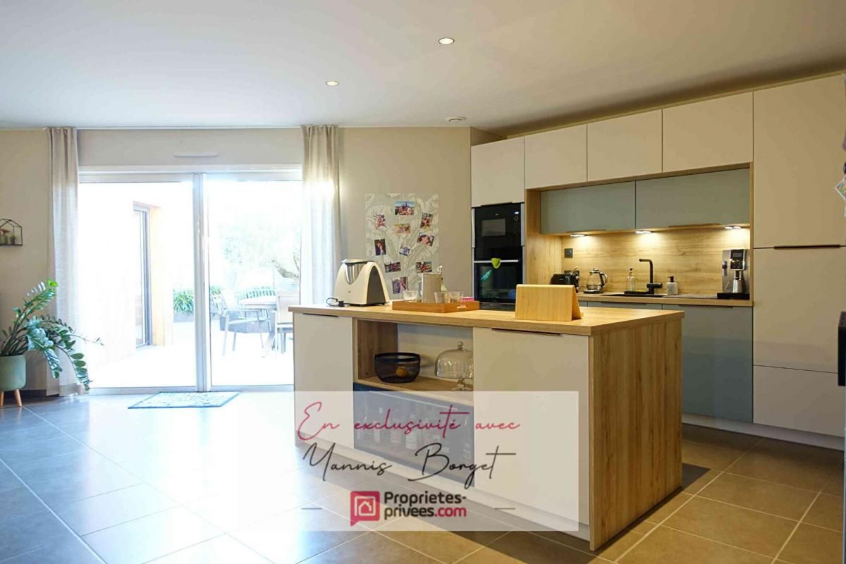 MONTAIGU Plain-pied de 130 m² - 3 chambres dont une suite parentale 1