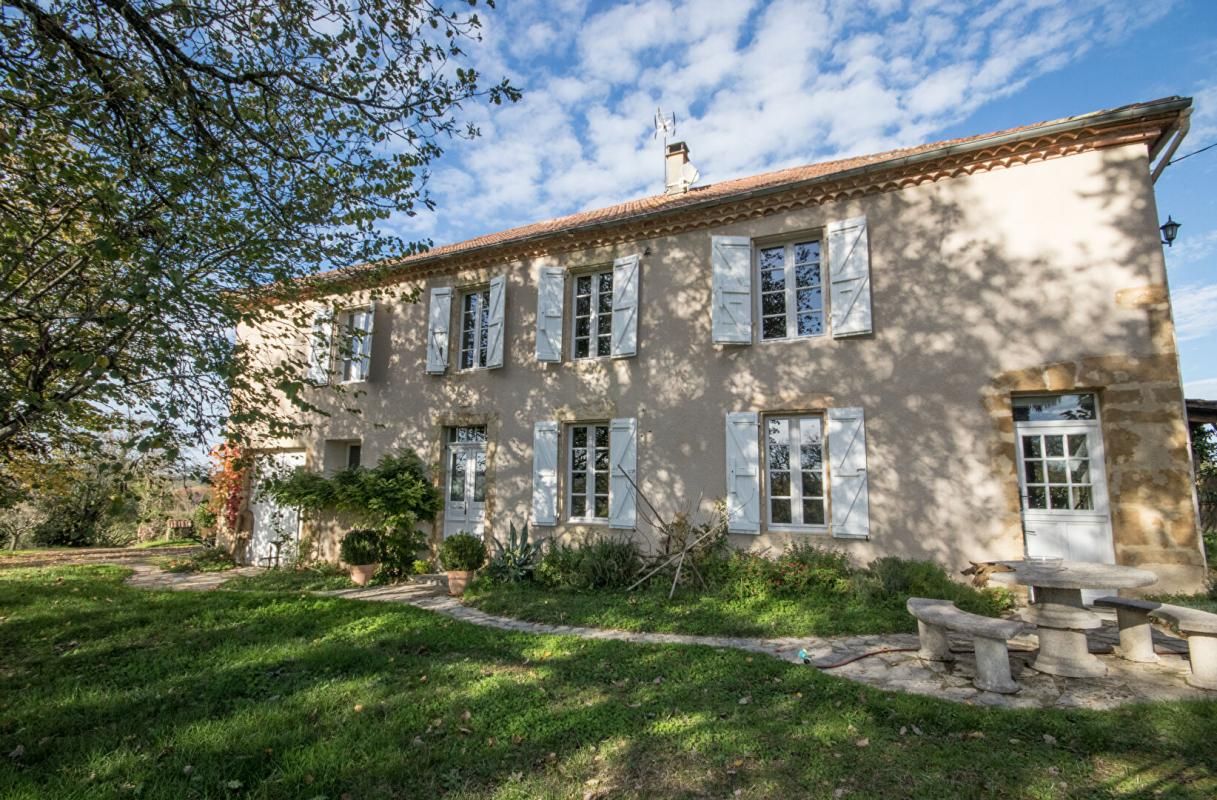 Maison gasconne de 160 m² sur 8900 m² avec vue sur les Pyrénées