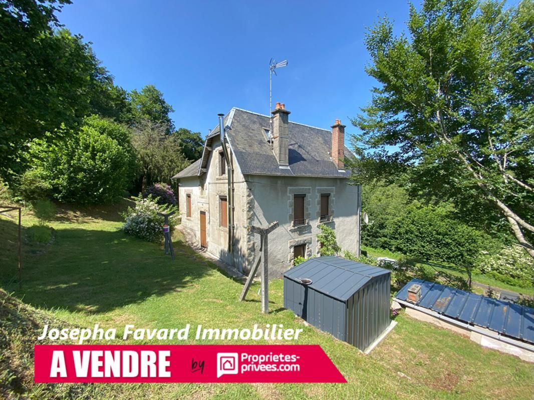 BUGEAT Maison de caractère de 158 m² avec 5 chambres et grand terrain à Bugeat 3