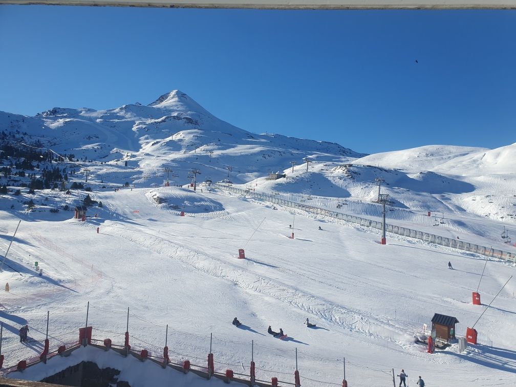 ARETTE La pépite de la Résidence Pescamou !! Studio rénové à vendre 2