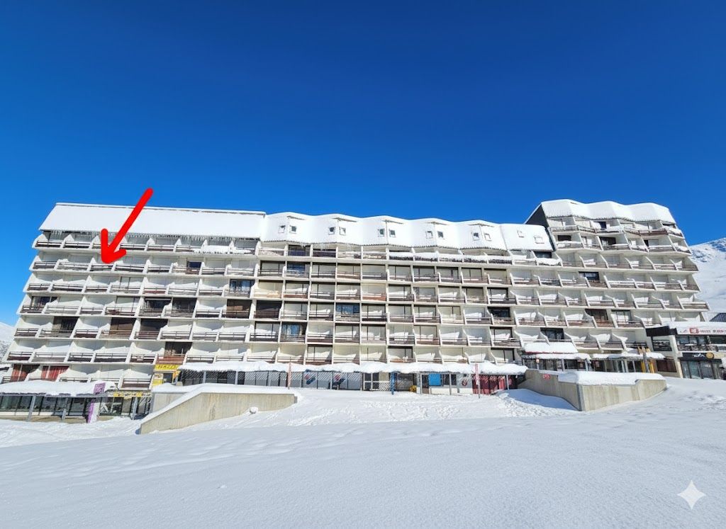 ARETTE La pépite de la Résidence Pescamou !! Studio rénové à vendre 3