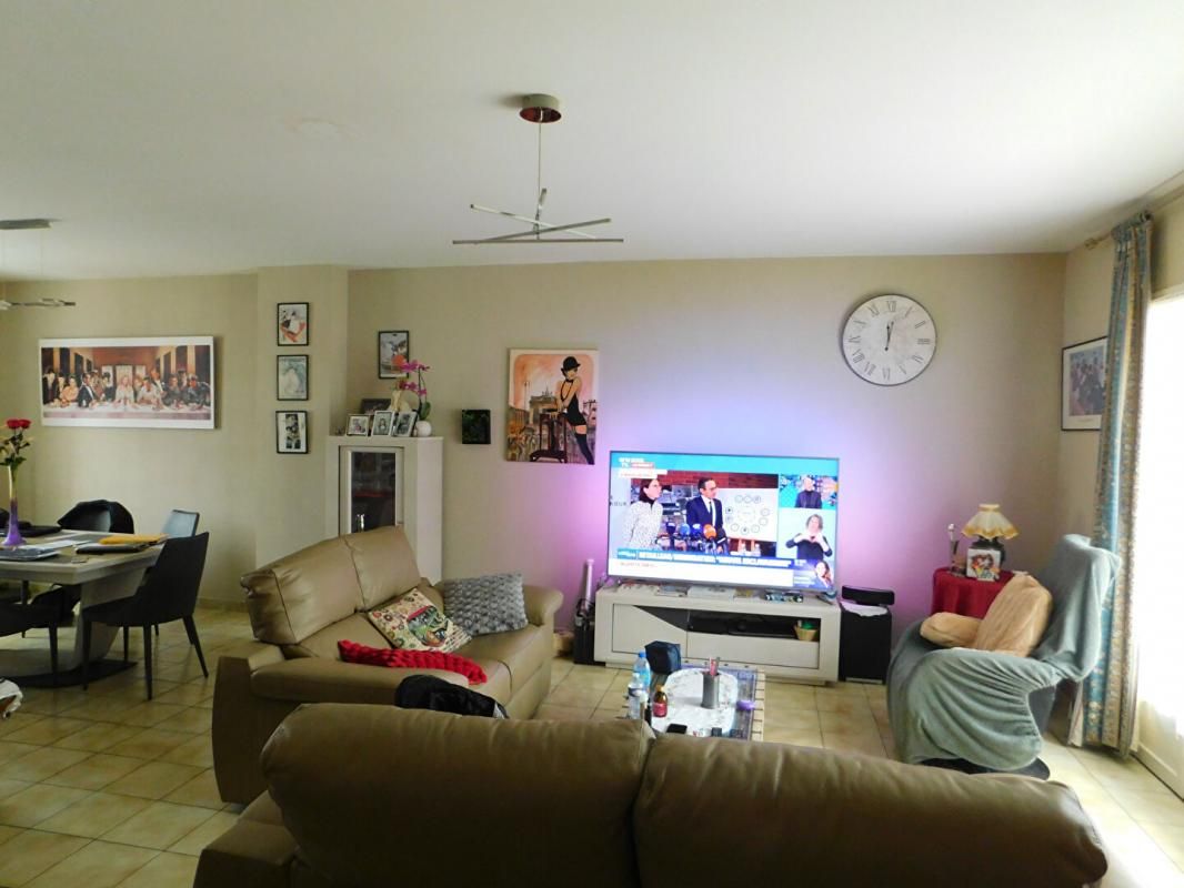 BERGERAC Maison Bergerac 6 pièce(s) 123 m2 avec 4 chambres et garage 4