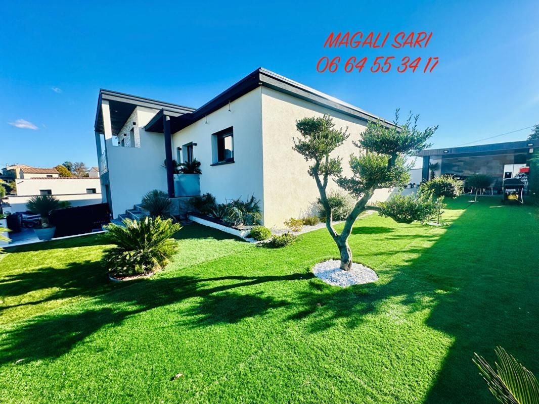 SALINDRES Villa Salindres 8 pièce(s) 185 m2 + Piscine Pool House 2