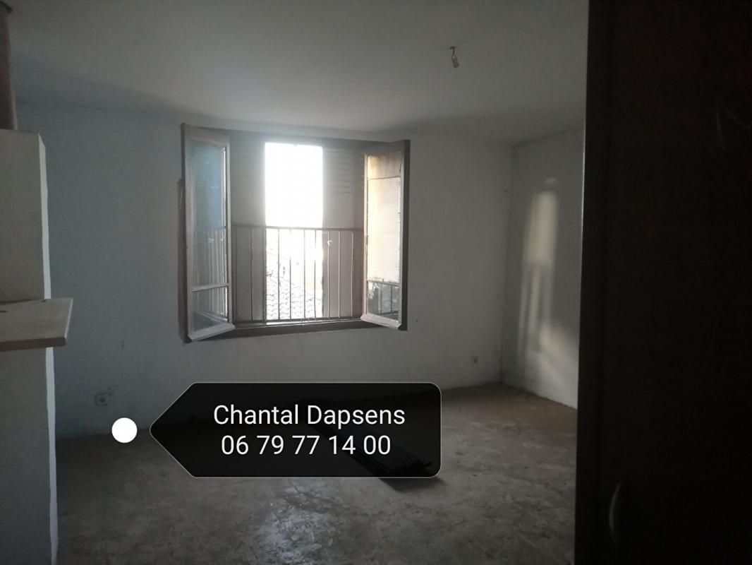 MONTAGNAC Maison T4.gd  garage 38 m² 4