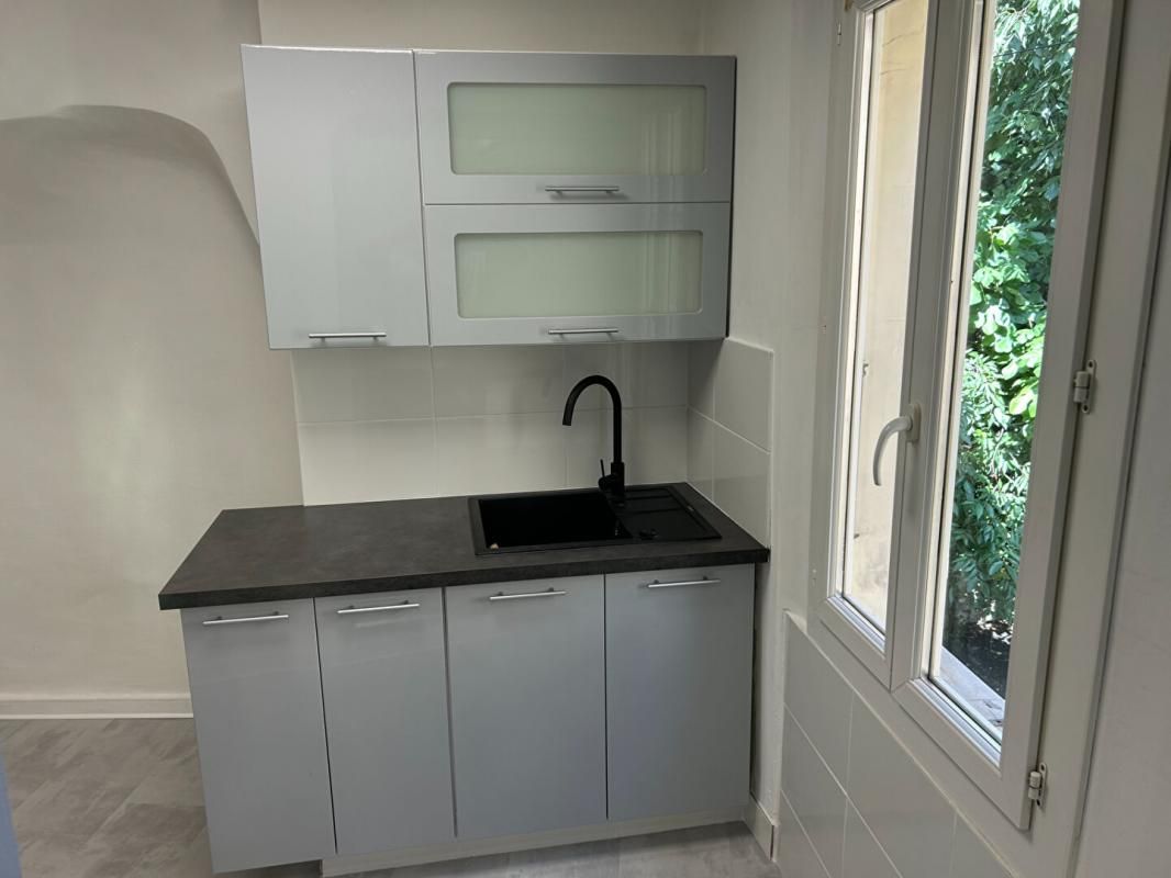 TOURVES TOURVES MAISON DE VILLAGE T3 avec cave 1