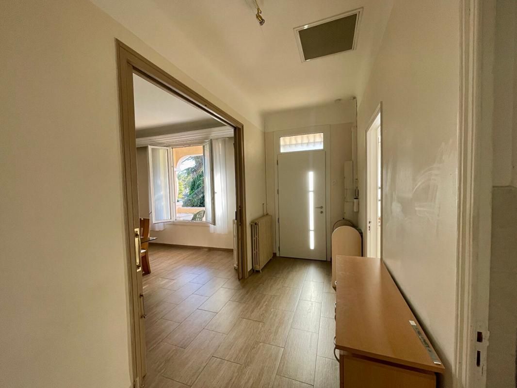 TOULON Superbe Haut de Villa T4 avec jardin, Toulon Ouest (83200) 2