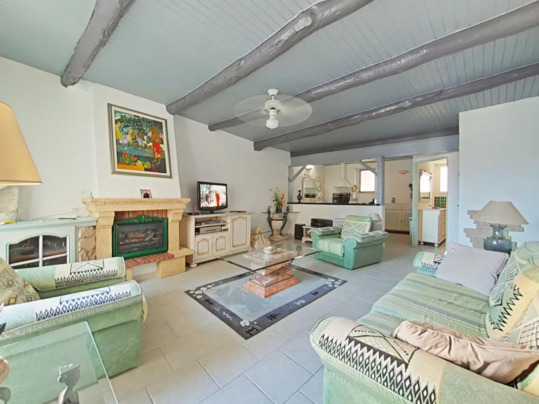 OUVEILLAN Maison Ouveillan 3 pièce(s) 90 m2 2