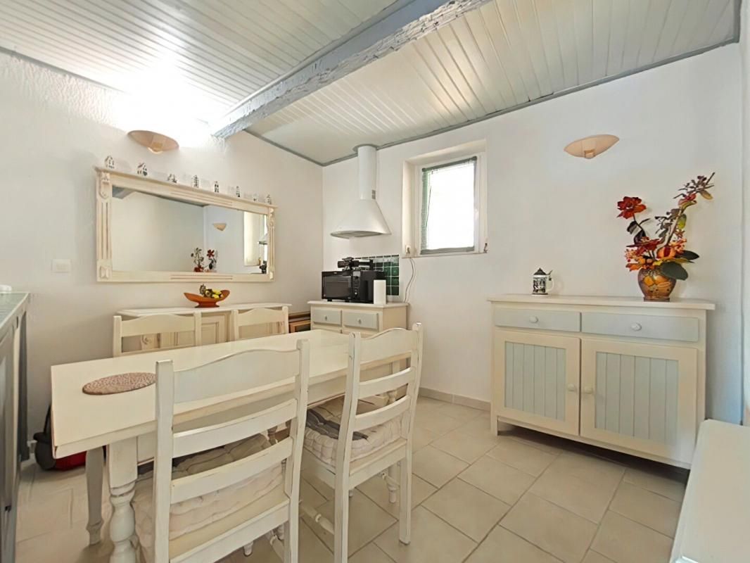 OUVEILLAN Maison Ouveillan 3 pièce(s) 90 m2 4