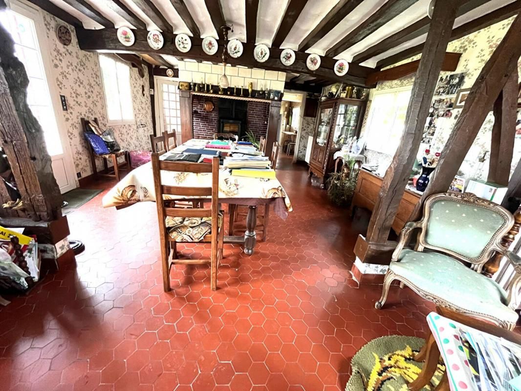 GOURNAY-EN-BRAY FERMETTE ANCIENNE 5 PIECES 80M2 DEPENDANCE 90M2 4