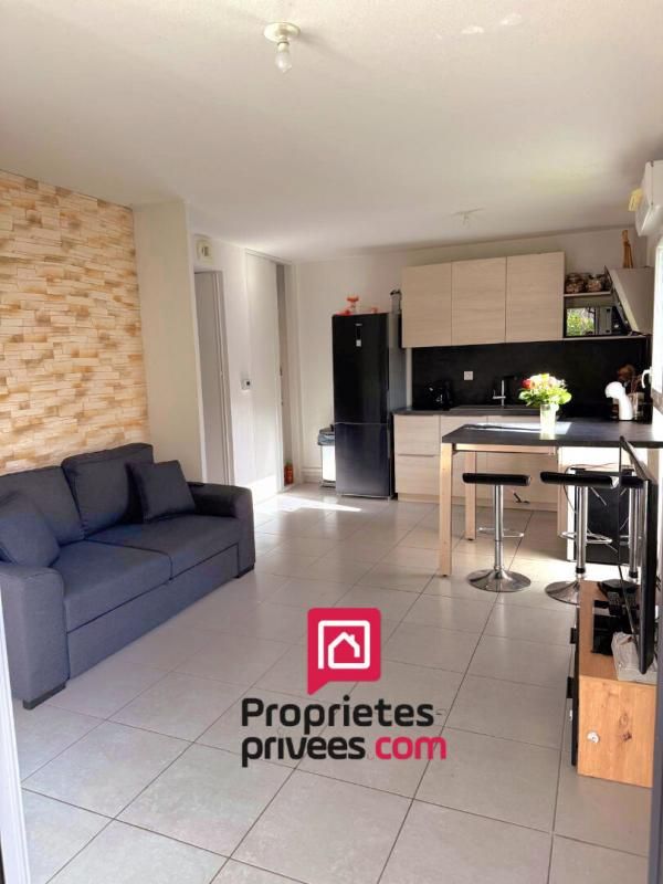 SAINT-PRIEST Appartement Saint Priest 2 pièce(s) 40 m2 1