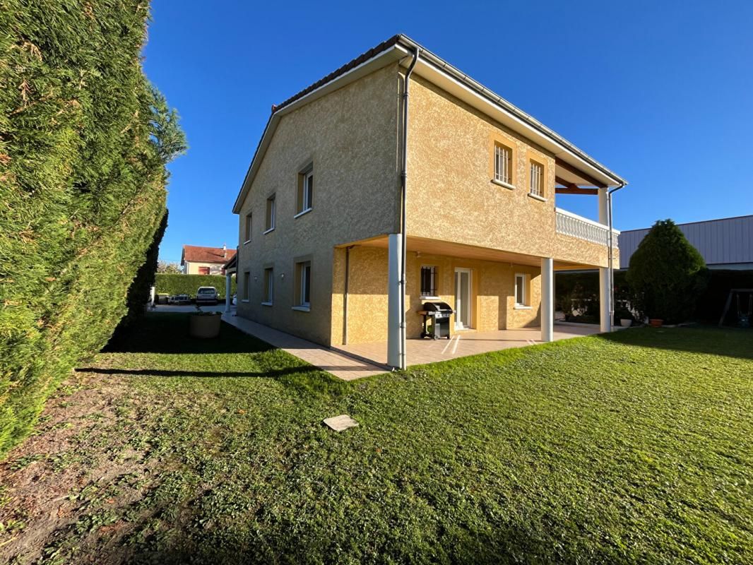 RIOM Maison Riom 6 pièces 213 m2 4