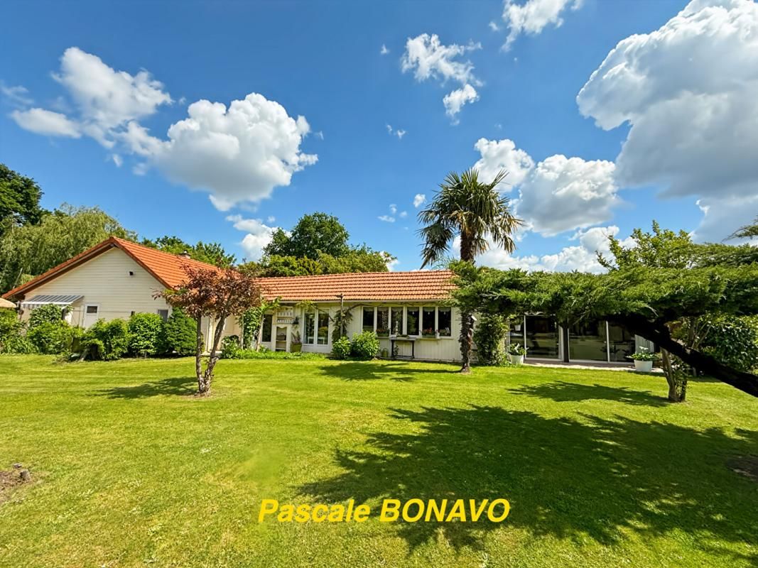 EXCLUSIVITE - MAISON TYPE 5 ET SES TROIS GÎTES