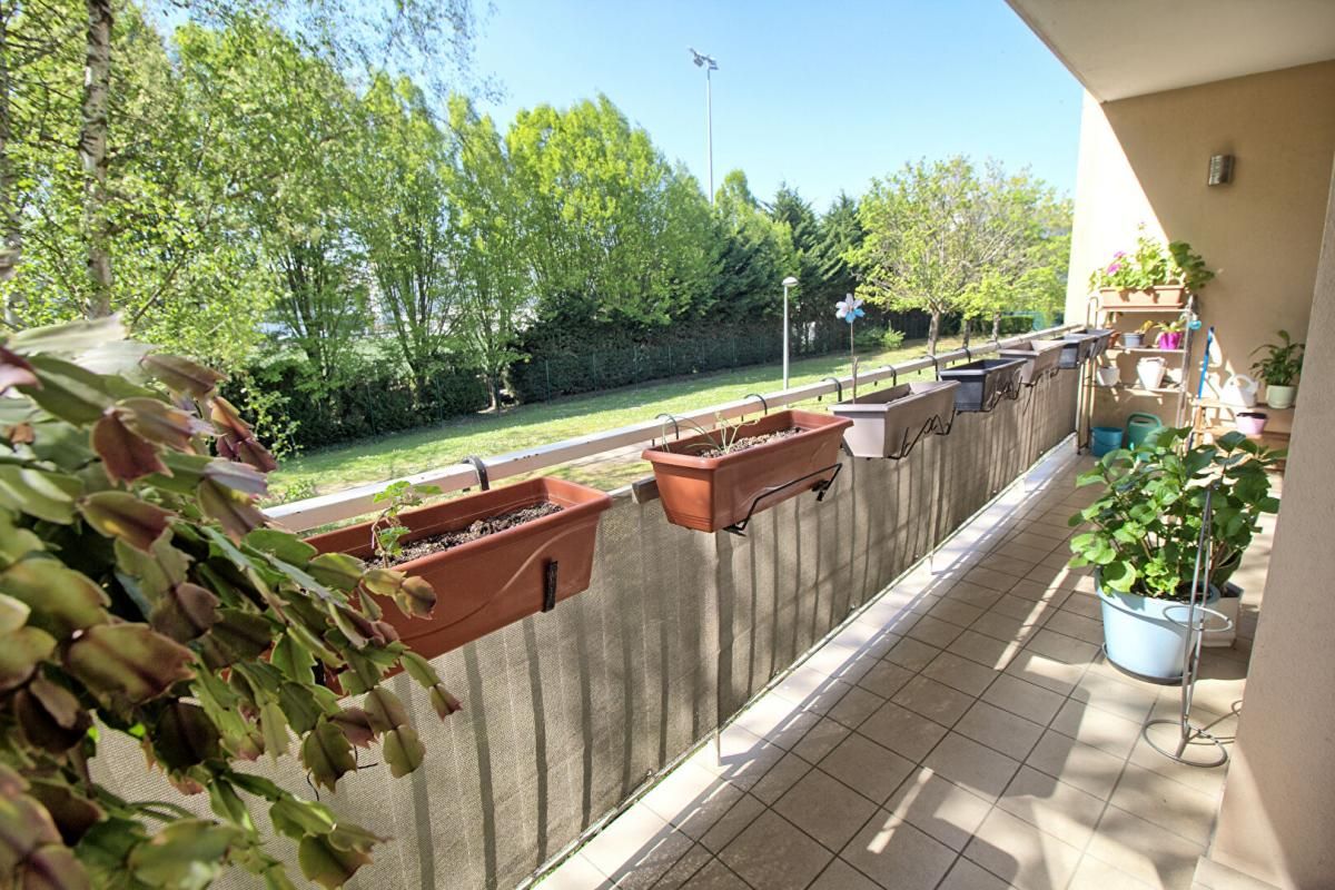 ANGERS Appartement Angers 3 pièce(s) 70 m2 ASCENSEUR PARKING SECURISE + CAVE SANS VIS A VIS 2