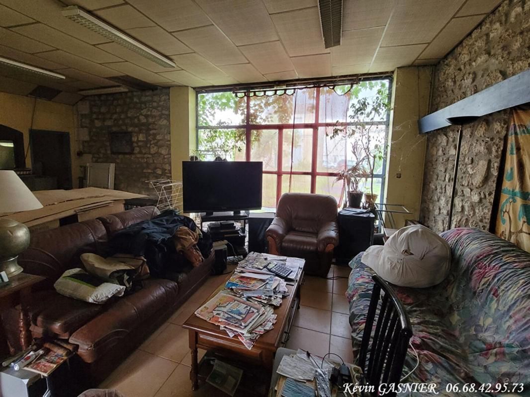 ANGOULEME ANGOULEME (16000) : Victor Hugo Grange de 150m2 4