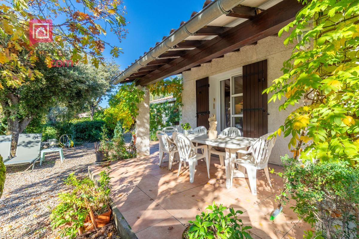 SAINT-DIDIER Maison Saint Didier 5 pièce(s) 112 m2 sur 1600 m2 de terrain au calme 2