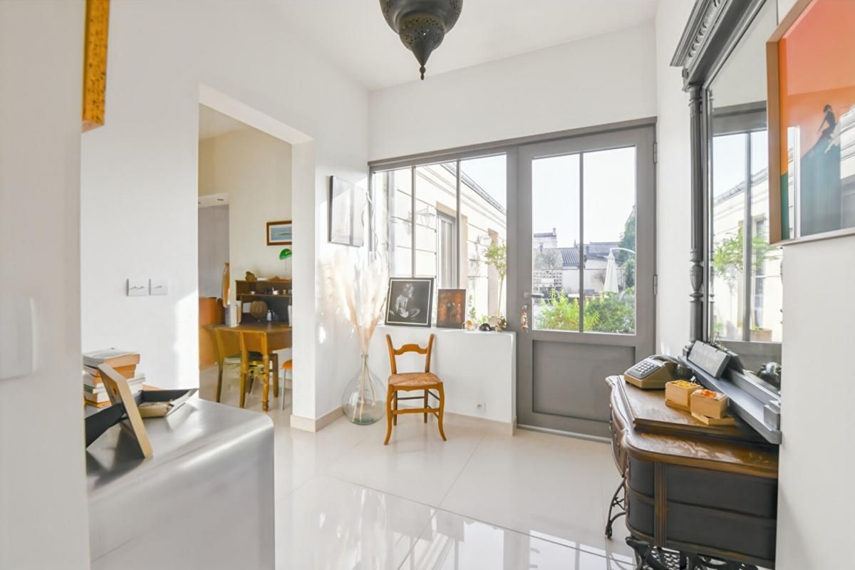 BORDEAUX Belle maison contemporaine de 145 m2 + 100 m2 et jardin proche Nansouty 4