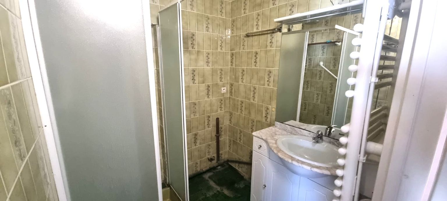 THIANCOURT MAISON A RENOVER AVEC GRANGE ET ECURIE- PROCHE SUISSE 4