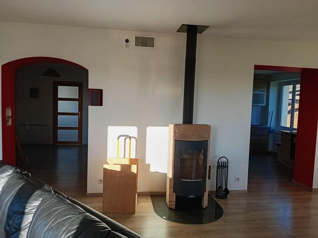 FIGEAC Maison 10 pièces 258 m2 et grange 130m² 4