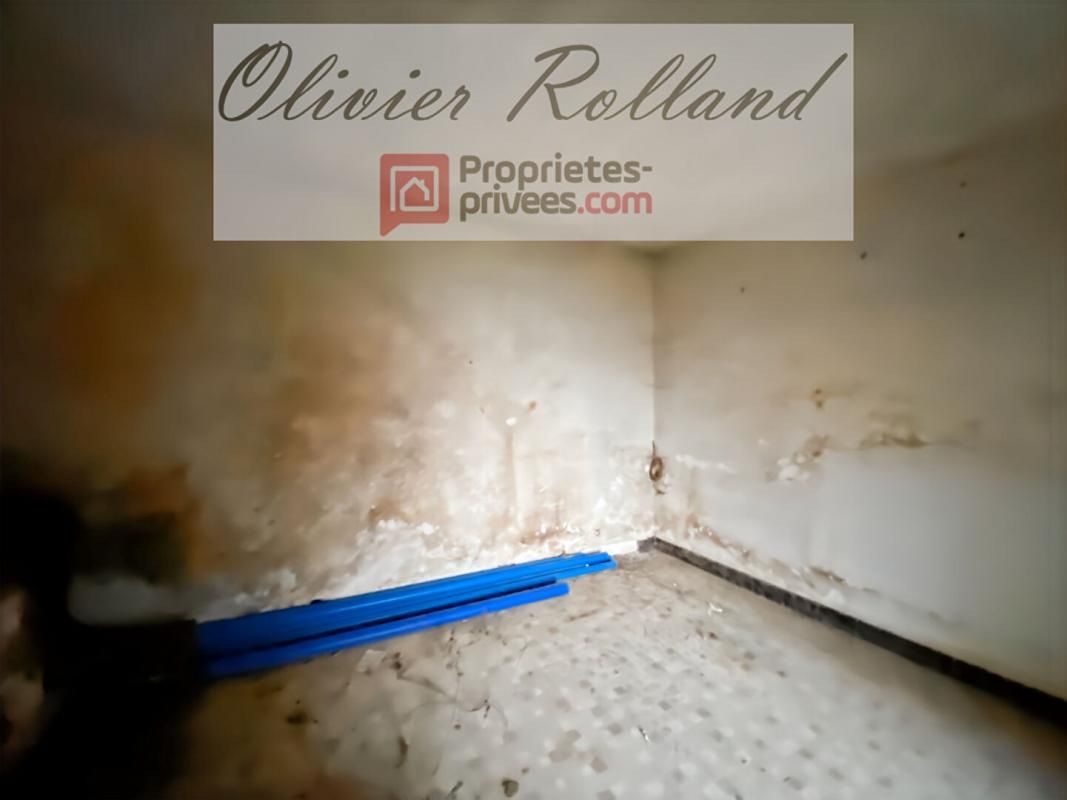 MONTREUIL-BELLAY 49260 - Montreuil Bellay - Maison à rénover de 78 m² sur 240 m² 3