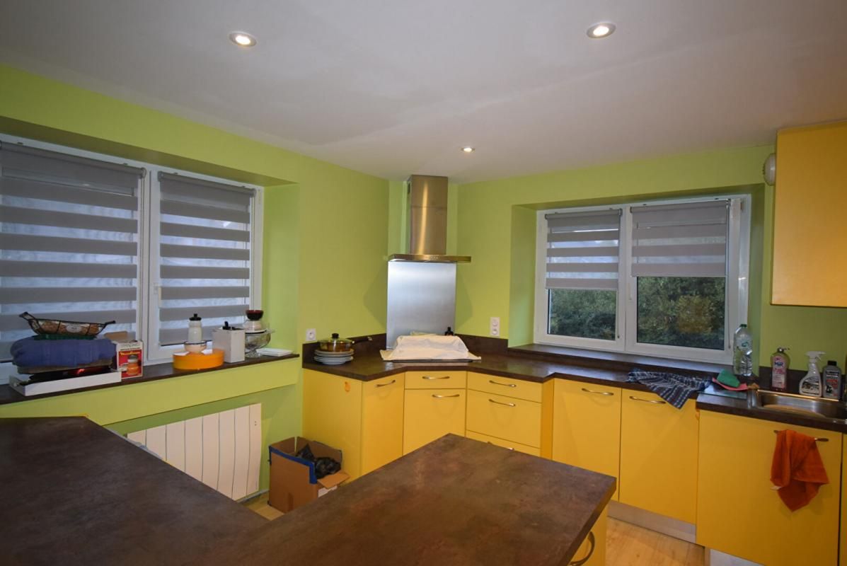 MELLAC Immeuble de Rapport Mellac 9 pièce(s) 310 m2 3