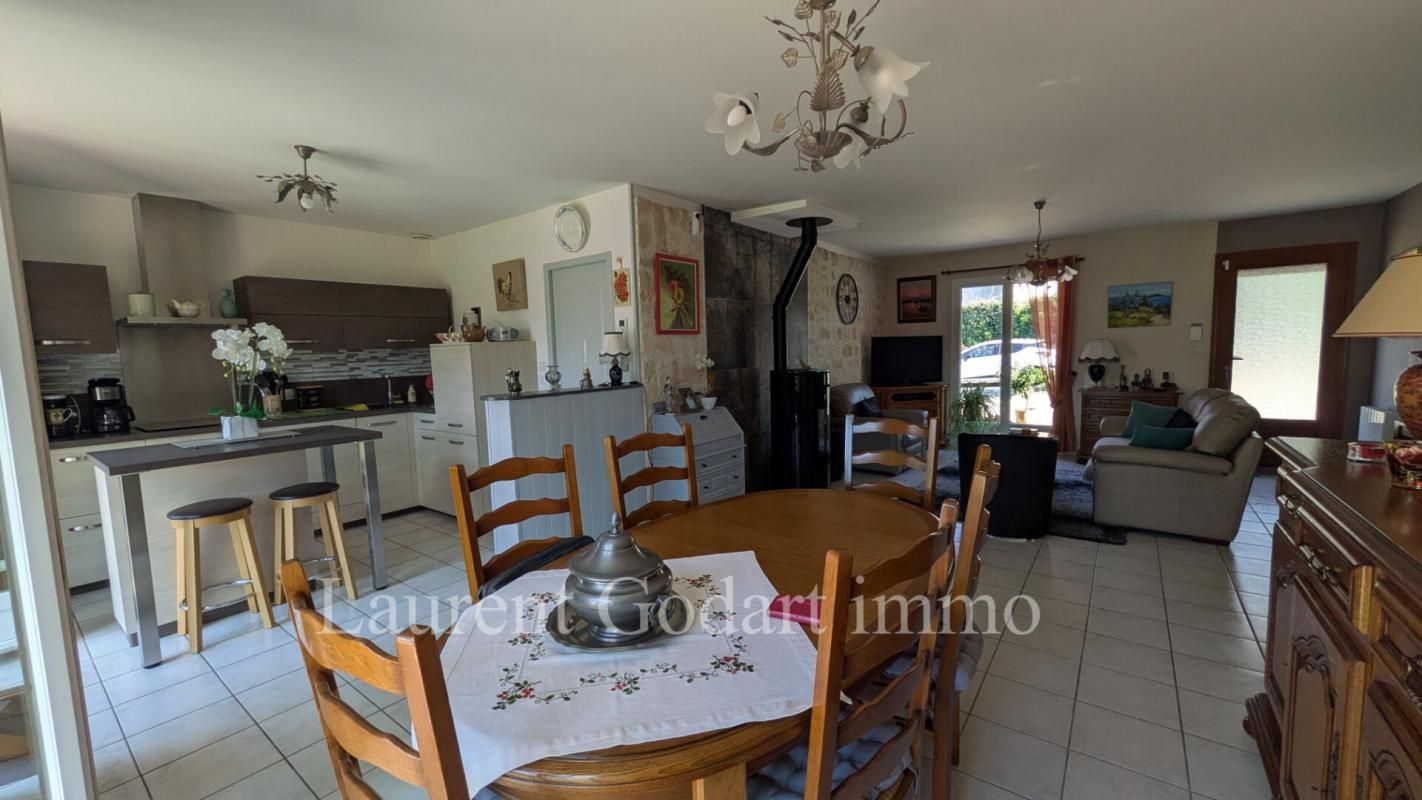 NERAC VIAGER OCCUPÉ - Maison 5 pièces, garage et dépendance 3