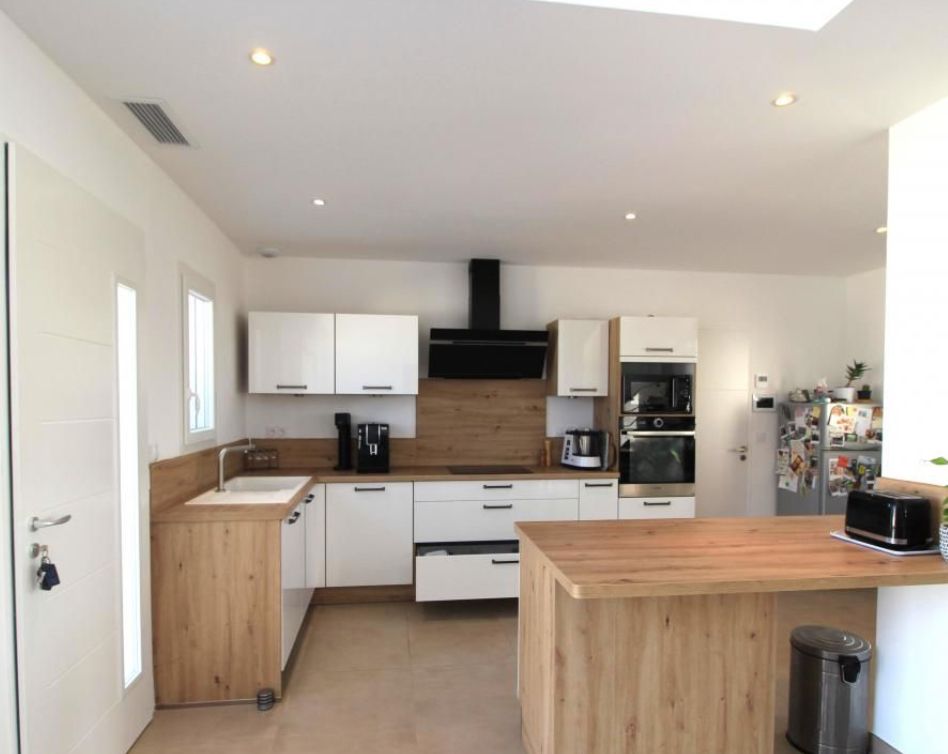 SERIGNAN Maison Serignan 5 pièces 121 m2 environ 4