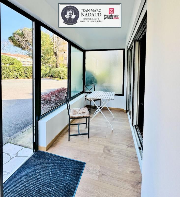 FREJUS Appartement T2 , RDC avec parking  privé à Fréjus Ouest - 127 300 2