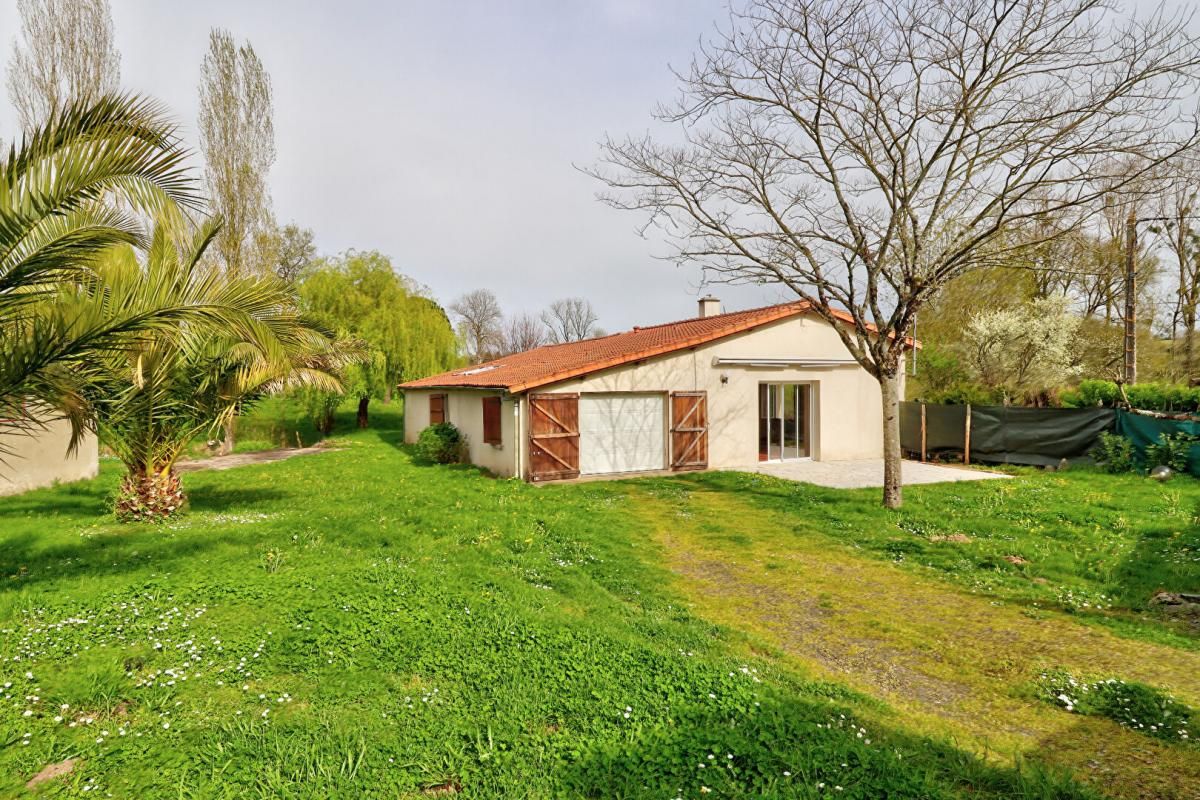 LE BUSSEAU Maison Le Busseau 6 pièce(s) 143 m2 1