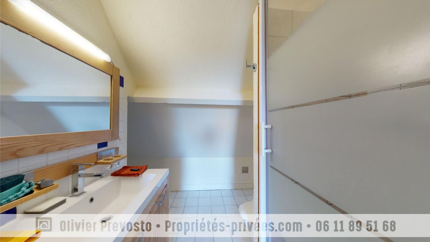 VILLEJUST Studio meublé 20.25 m2 4