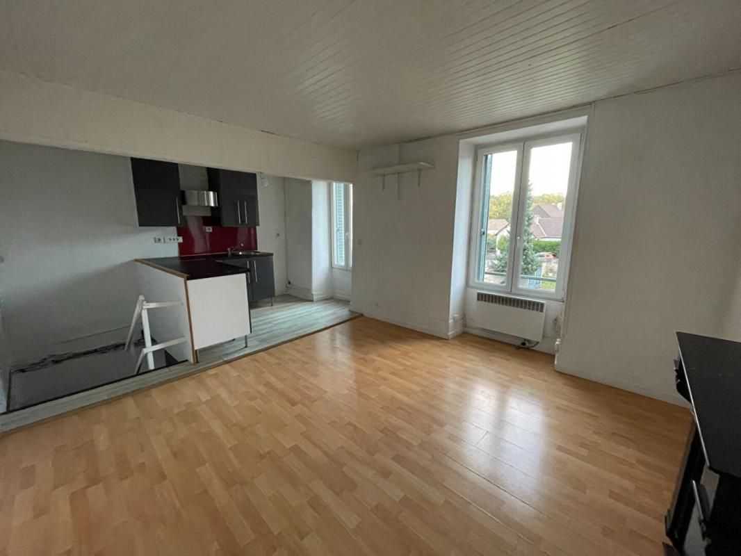 MOURS Appartement  Mours: 2 pièces 35 m2 1