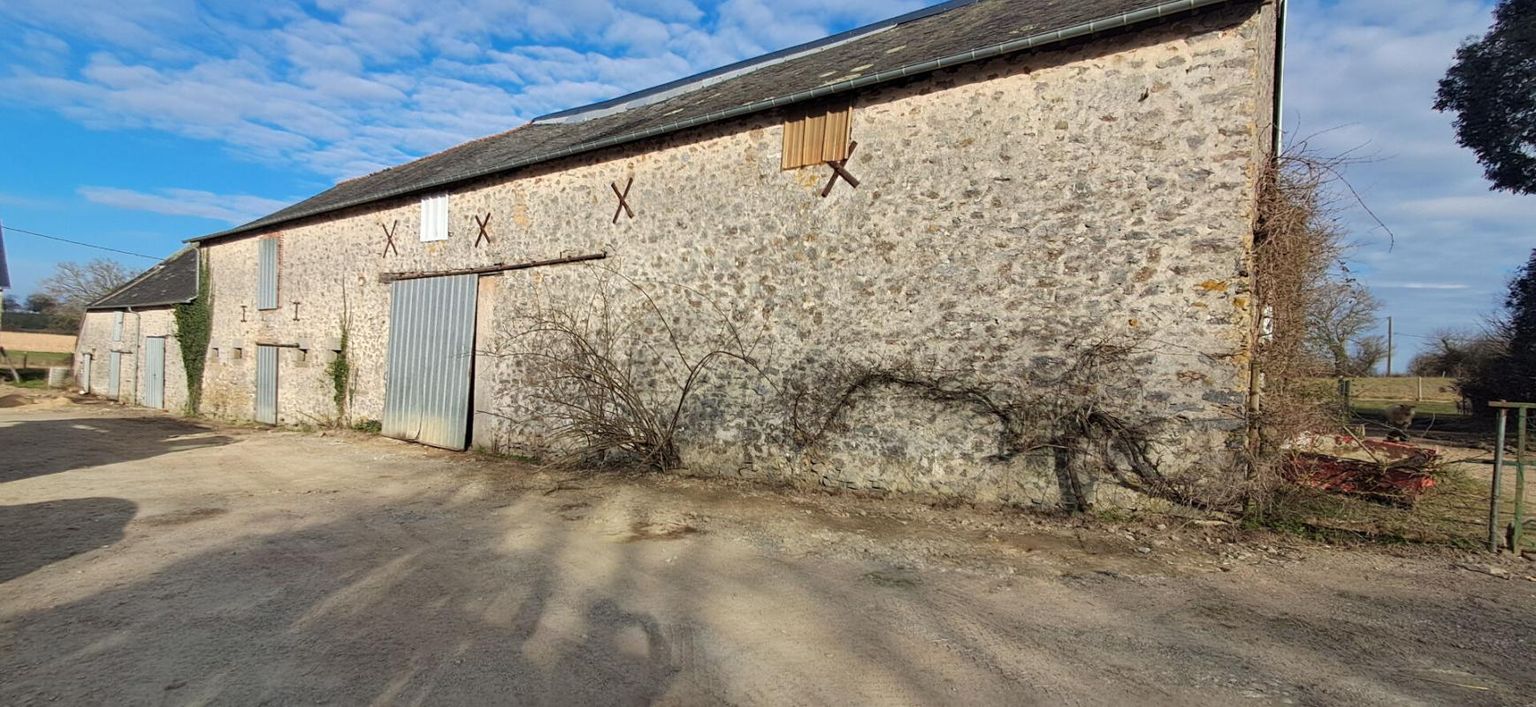 BONCHAMP-LES-LAVAL BIEN RARE...Maison Bonchamp Les Laval (53960) 8 pièce(s) 192 m2 sur 3.5 hectares 4