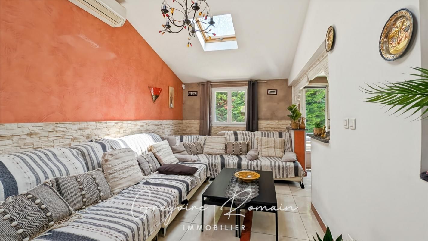 PORT-DE-BOUC Maison Port De Bouc 5 pièces 130 m2 2