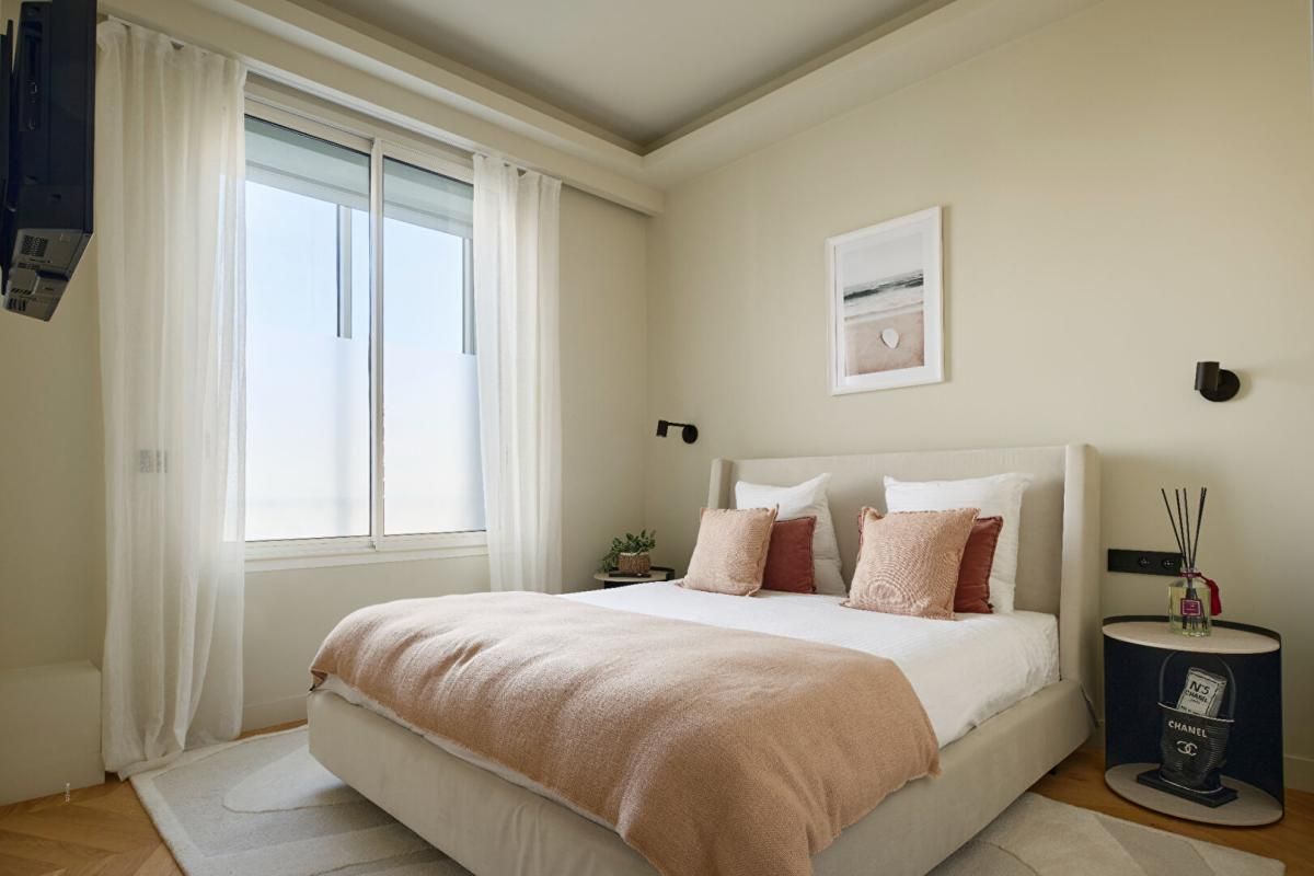 CANNES Cannes Croisette Face au Port Canto : Appartement de Réception avec Vue Mer Panoramique 4