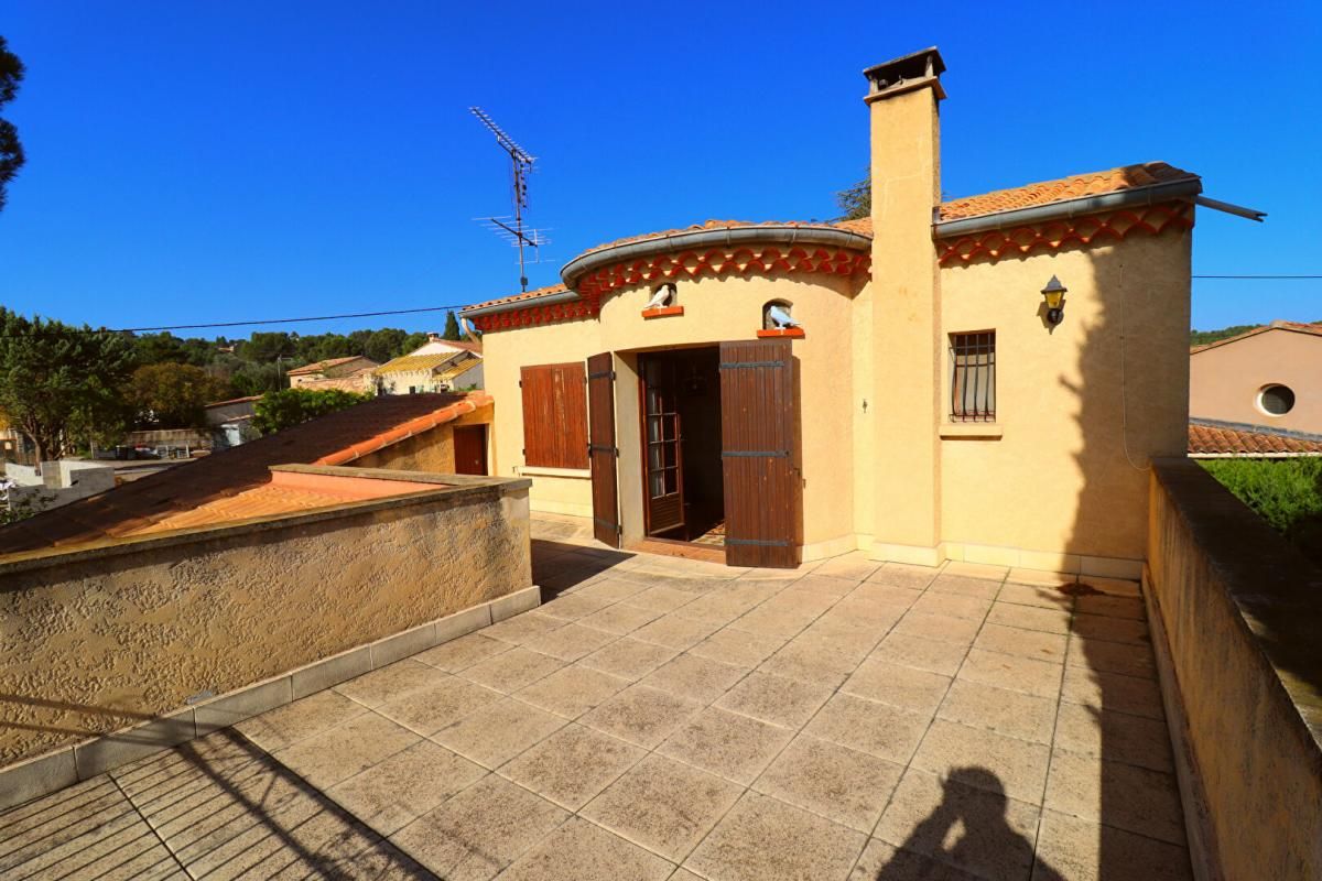 VILLENEUVE-LES-AVIGNON Maison Villeneuve Les Avignon 4 pièce(s) 97 m2 3