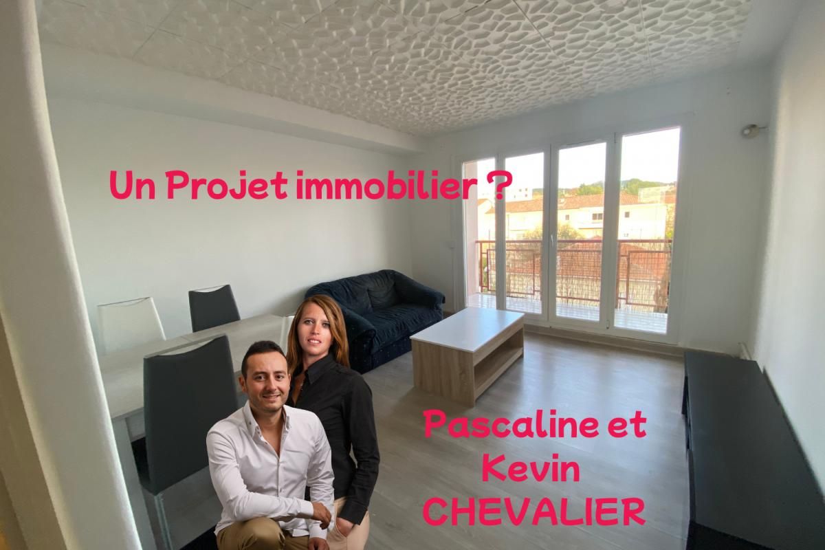 A louer  appartement T3 Salon de Pce