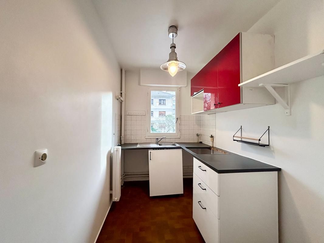 VINCENNES Vincennes CENTRE 2 pièces 50.35 m2 avec balcon 13m2 3