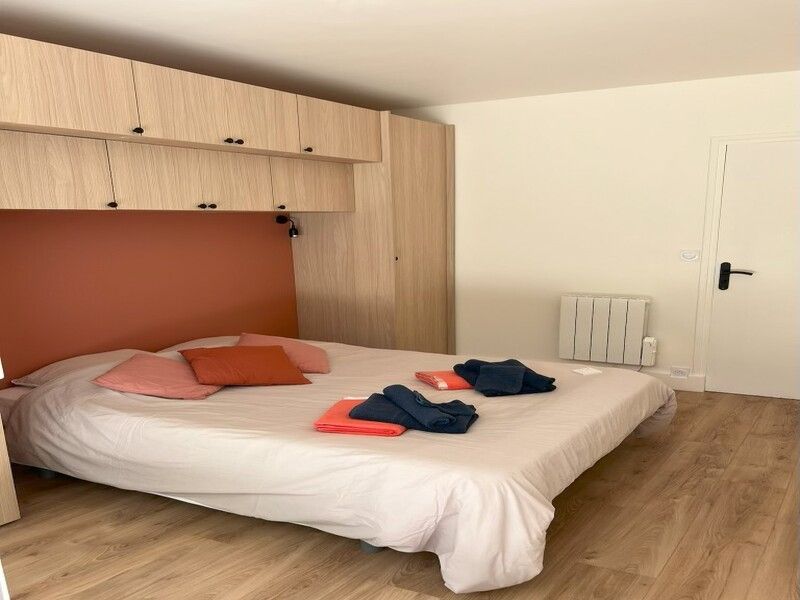 LA BAULE-ESCOUBLAC LA BAULE  SECTEUR LES PINS APPARTEMENT T2 AVEC TERRASSE - CAVE  ET STATIONNEMENT 3