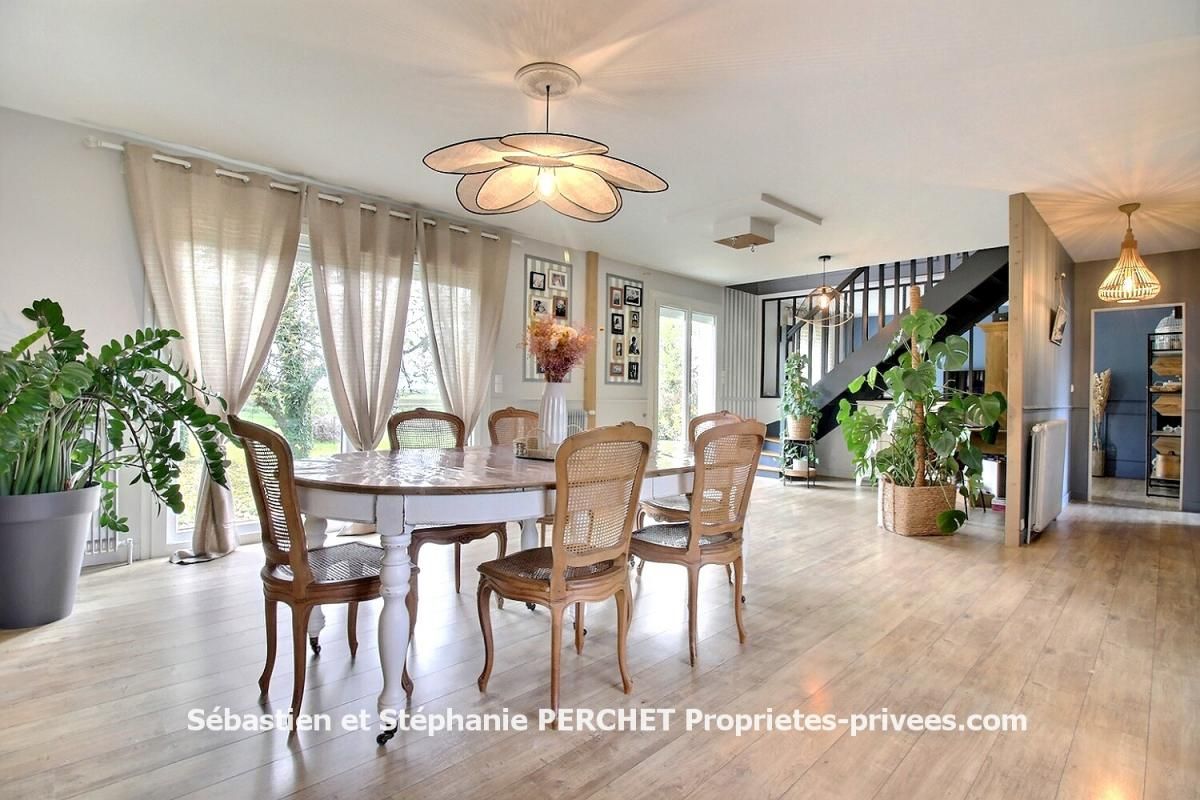 EPIEDS-EN-BEAUCE Maison Epieds En Beauce 6 pièce(s) 138 m2 2