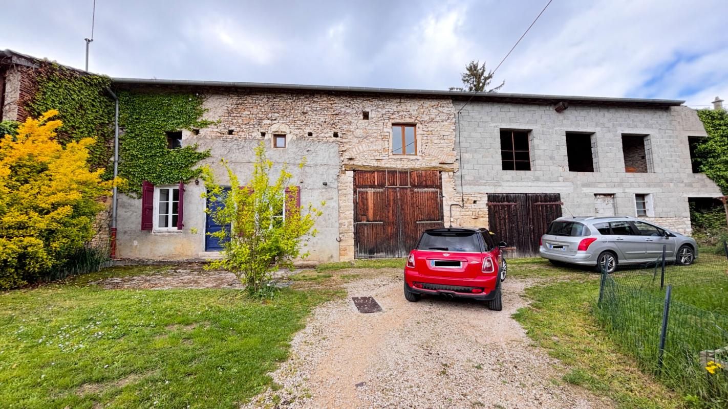 UCHIZY Maison en pierre,  Uchizy, 152 m2 avec beau terrain arboré et dépendances 4