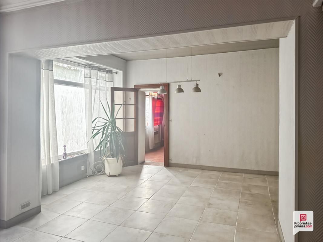 PRECIGNE Maison Precigne 10 pièce(s) 211 m2 3