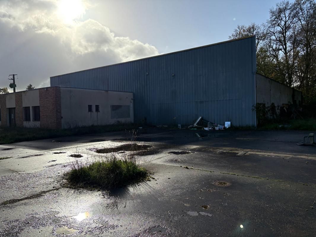 LIBOURNE OPPORTUNITÉ  - ENTREPÔT 2000 m², TERRAIN CLÔTURÉ 5.500 M² 4