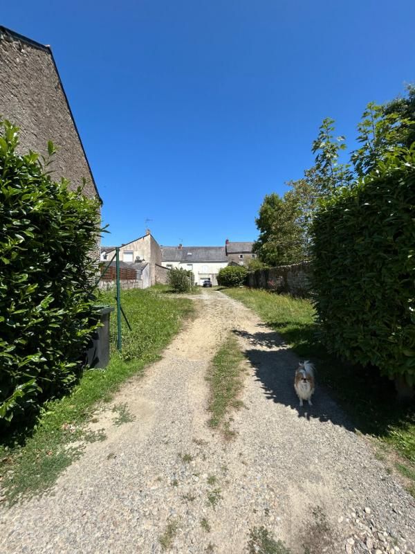 LE TEMPLE-DE-BRETAGNE Terrain constructible en plein coeur de bourg 3