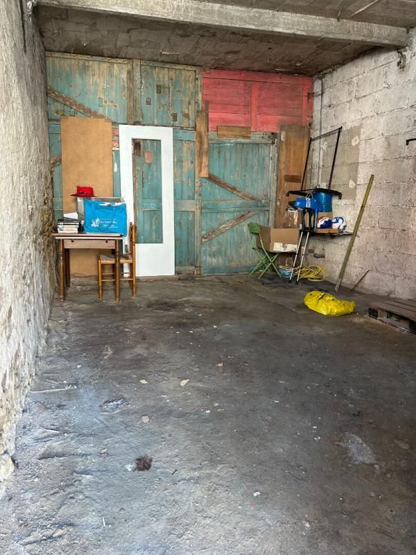 LE TEMPLE-DE-BRETAGNE Grenier à réhabiliter Le Temple De Bretagne 1 pièce(s) 2