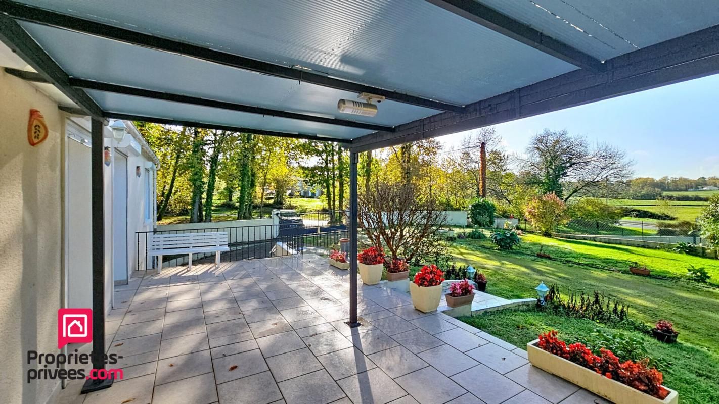 BREUILLET Maison Breuillet 6 pièce(s) 190 m2 2