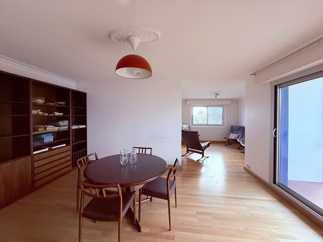 VANNES Appartement 5 pièce(s) 102 m2 Vannes Kercado - Trussac 1