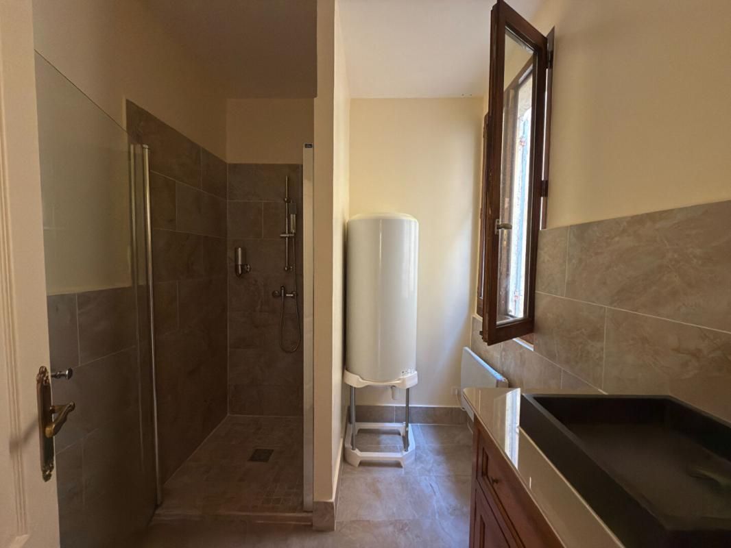 BEZIERS Appartement T2 proche cathédrale - Beziers 3